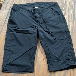 EUC Columbia Bermuda shorts